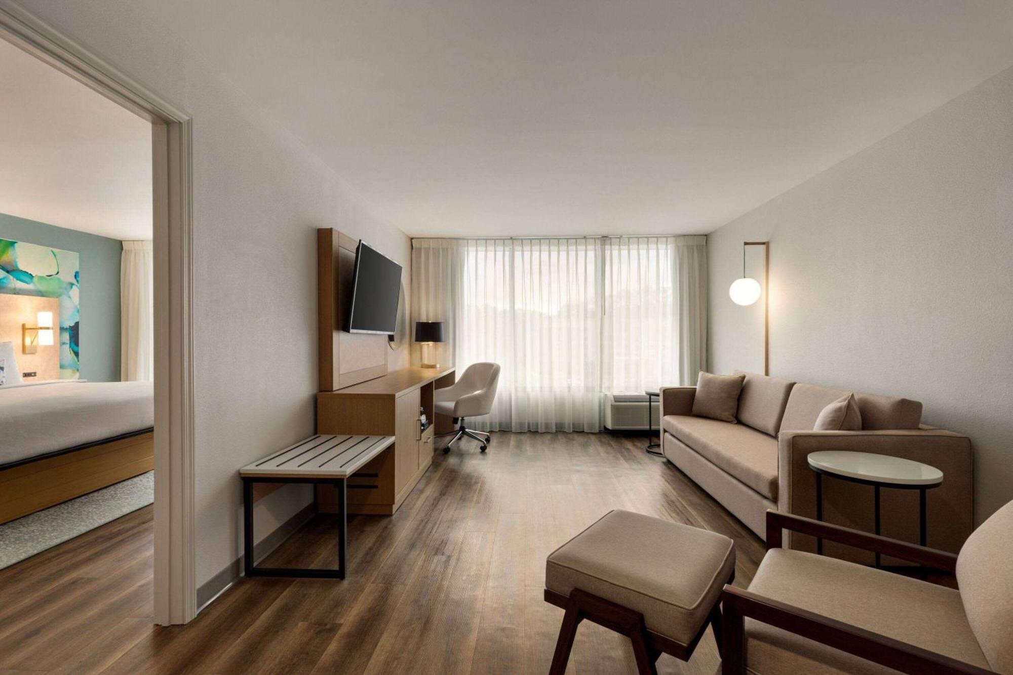 Hotel Wyndham Garden Atlanta Airport à College Park Extérieur photo