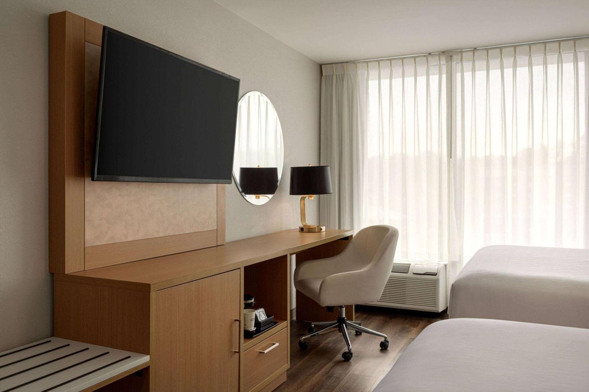 Hotel Wyndham Garden Atlanta Airport à College Park Extérieur photo