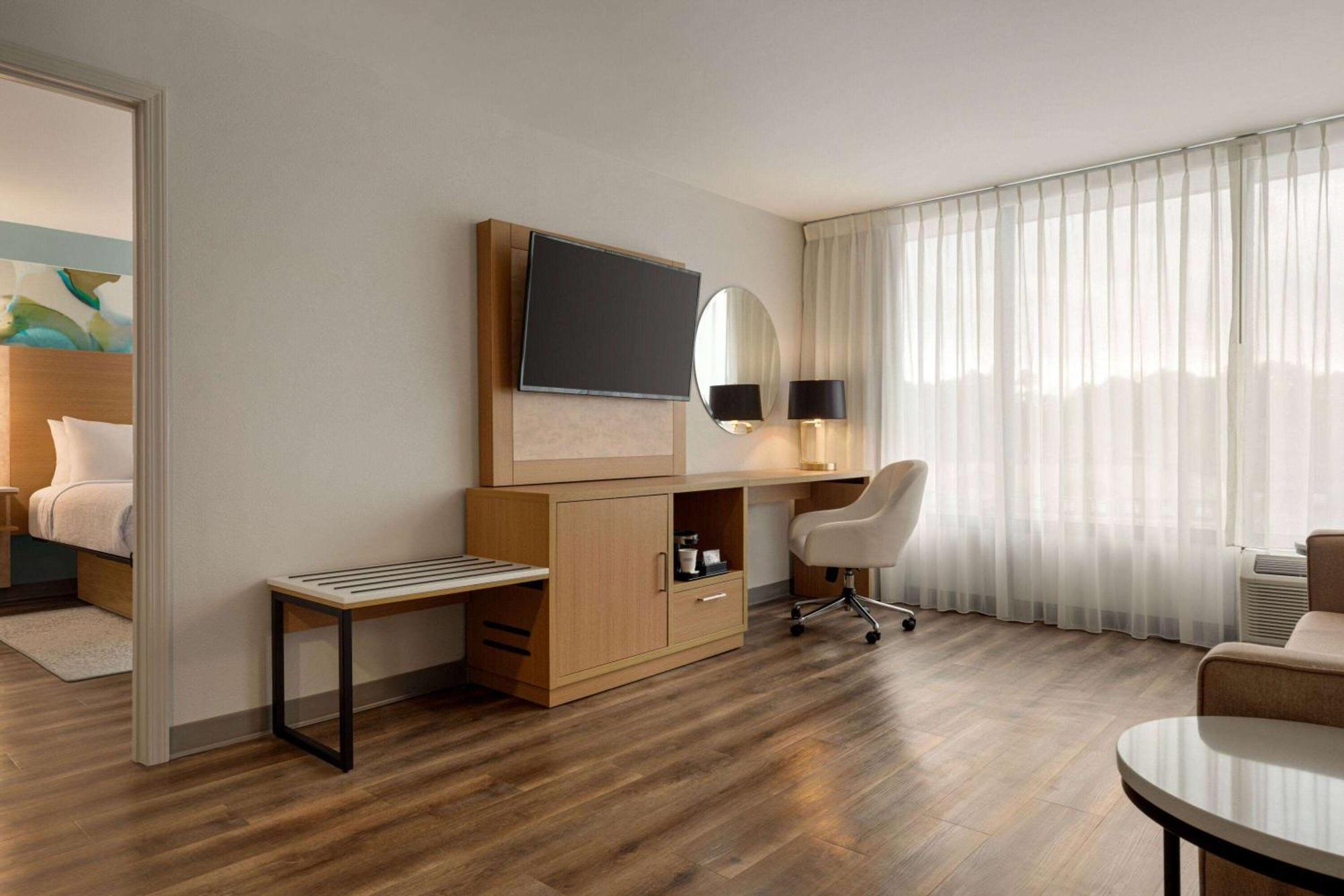 Hotel Wyndham Garden Atlanta Airport à College Park Extérieur photo