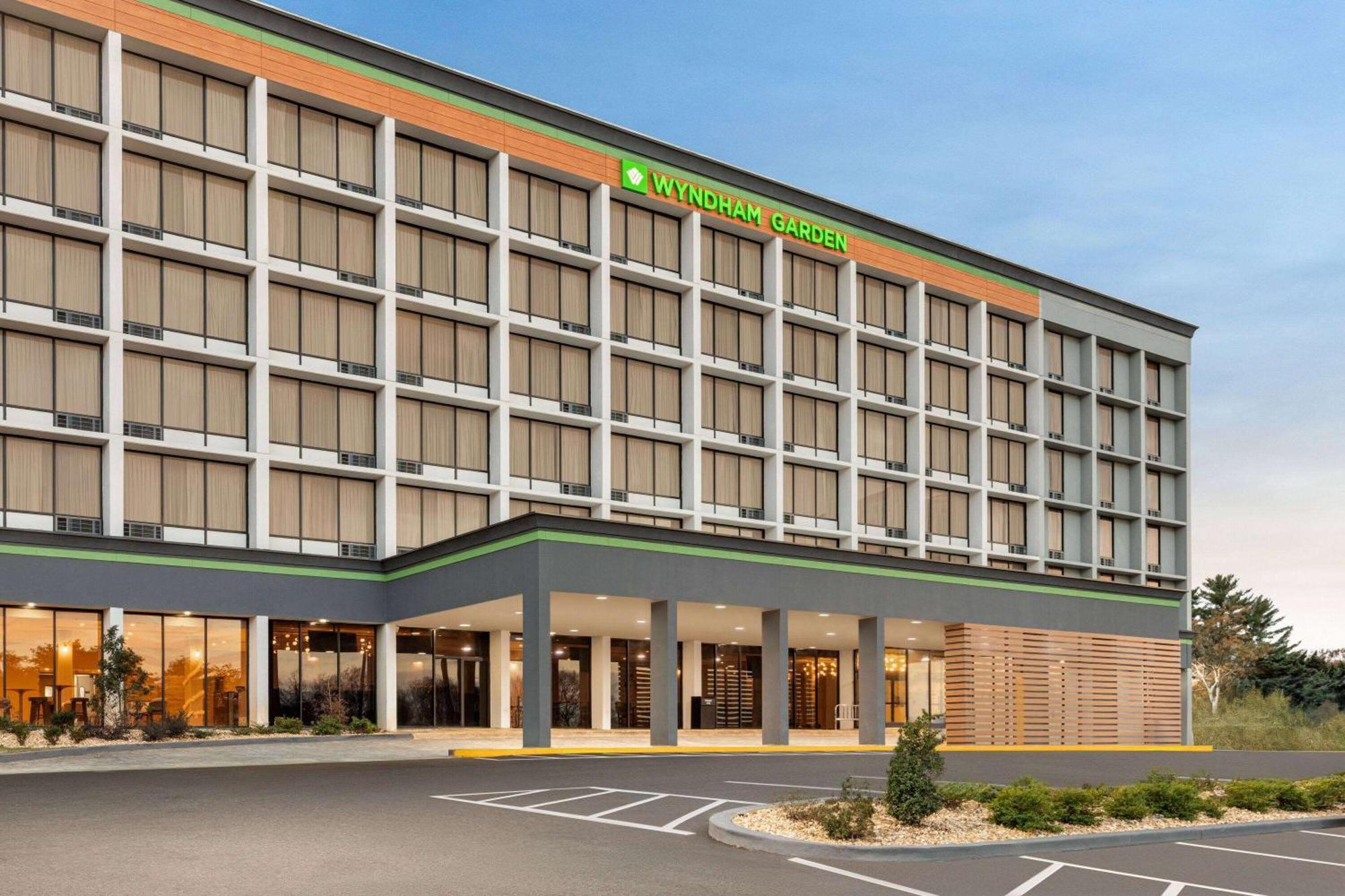 Hotel Wyndham Garden Atlanta Airport à College Park Extérieur photo